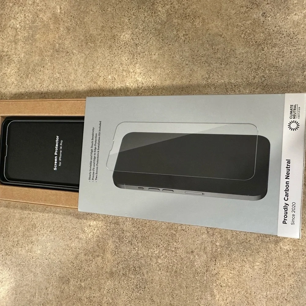 Nomad Tempered Glass Screen Protector for iPhone 14 Pro - Black